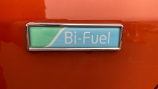 Dacia Duster 1.0 TCe 100 Prestige 5dr Bi Fuel Estate